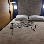 Hostel Swed Cab Embassy *