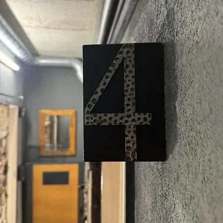 Swed Cab Embassy * 바르나