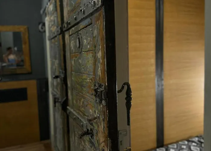 Swed Cab Embassy * Varna